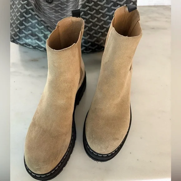 Marc Fisher Tan Ankle Boots - Picture 1 of 8